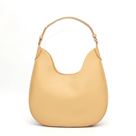 Cloe, borsa da spalla in morbida pelle martellata burro, design a sacca con accessori metallici color oro, firmata Pianigiani Bags
