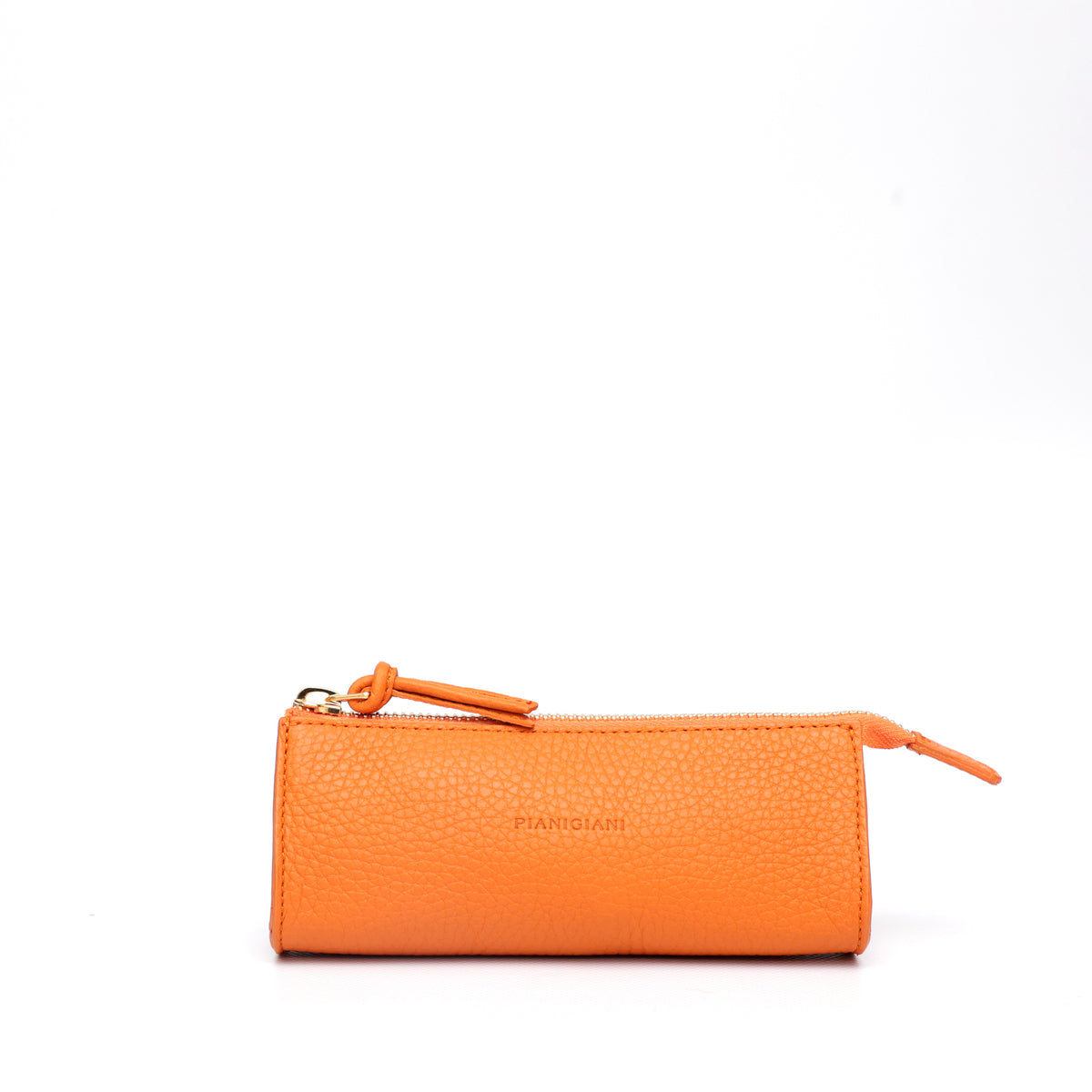 Beauty in pelle martellata arancio, prodotta da Pianigiani Bags.