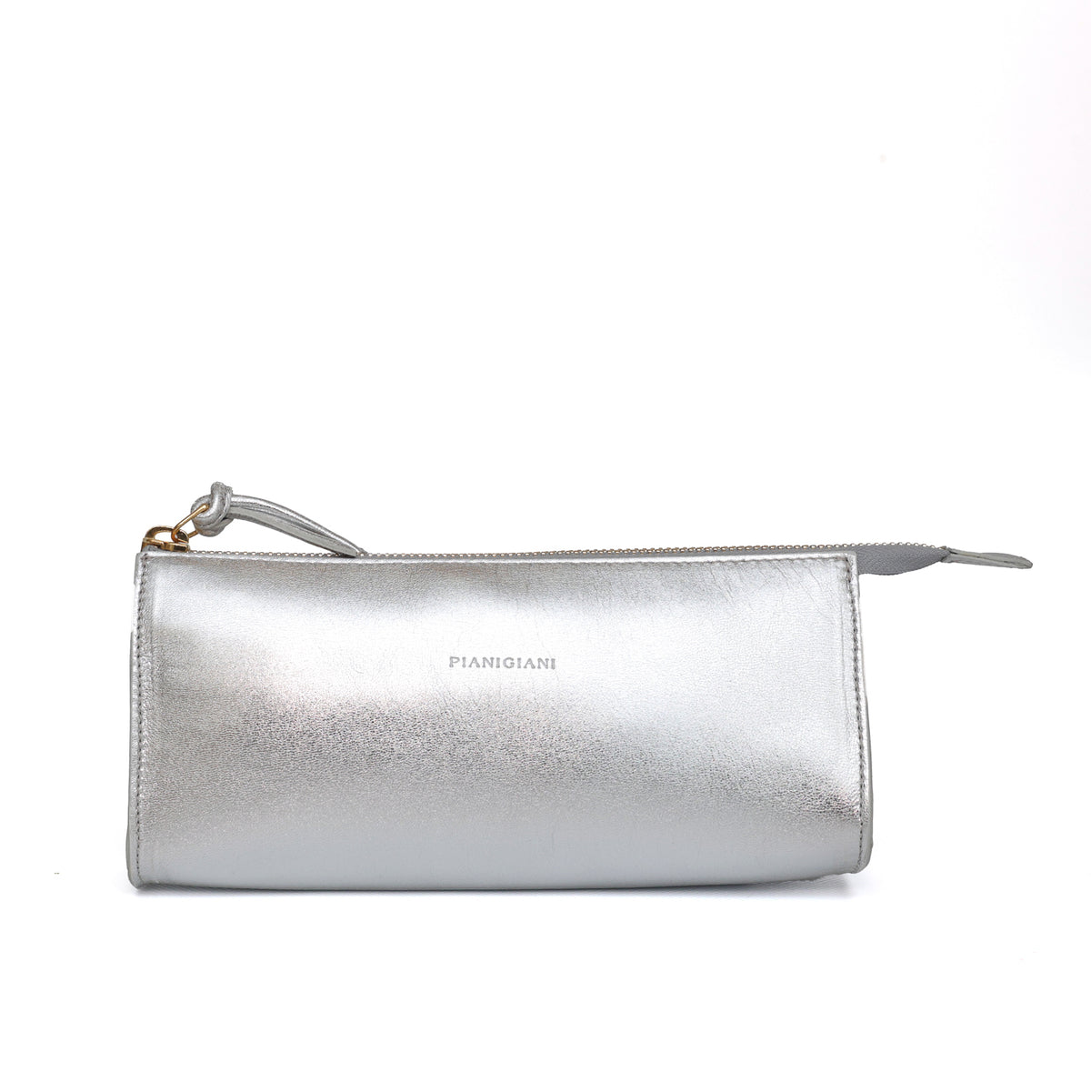 Beauty in pelle liscia argento, prodotta da Pianigiani Bags.