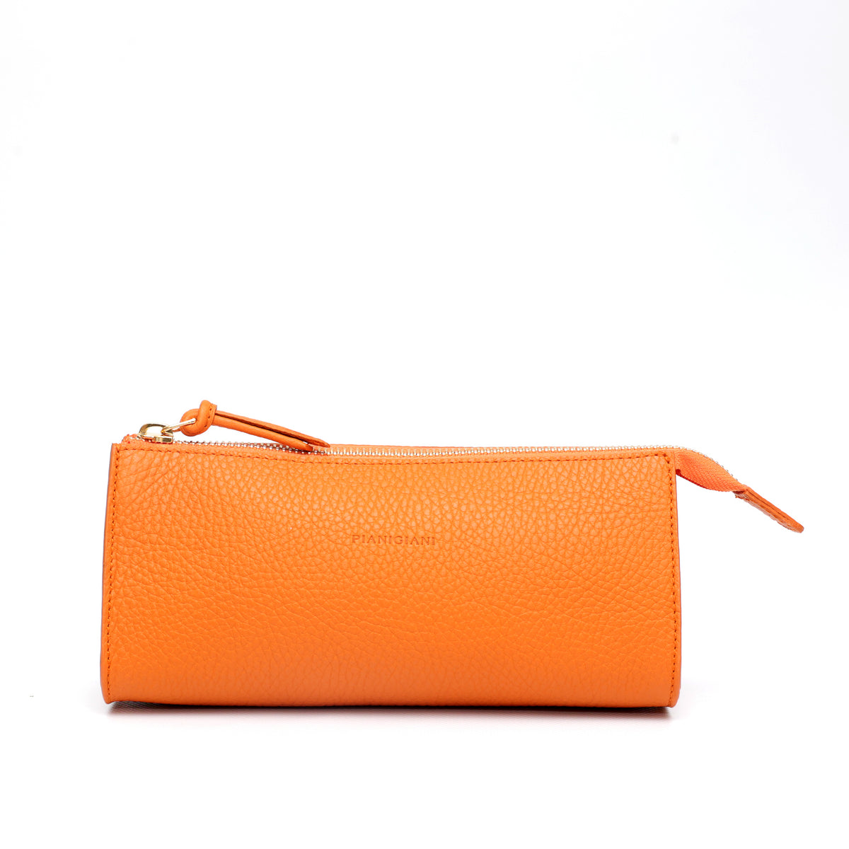 Beauty in pelle martellata arancio, prodotta da Pianigiani Bags.