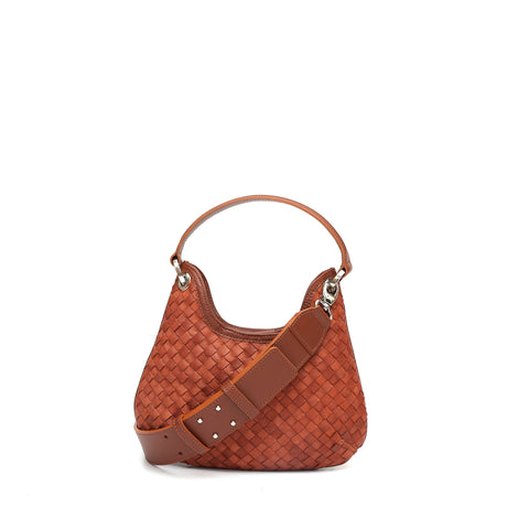 Mini Lou, borsa a mano in pelle intrecciata marrone, prodotta e venduta da Pianigiani handmade leather bags.