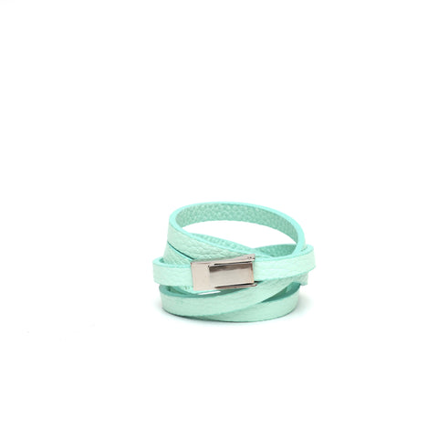 Bracciale multigiro in pelle acquamarina prodotto da Pianigiani bags