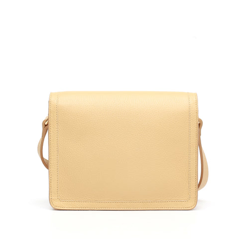 Cara bag piccola, borsa da donna a tracolla in pelle martellata burro, prodotta da Pianigiani Bags.