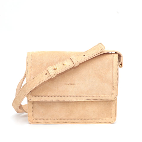 Cara bag piccola, borsa da donna a tracolla in pelle scamosciata beige, prodotta da Pianigiani Bags.