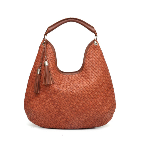 Lou, borsa da spalla in pelle intrecciata marrone, prodotta e venduta da Pianigiani handmade leather bags.