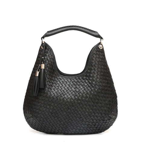 Lou, borsa da spalla in pelle intrecciata nera, prodotta e venduta da Pianigiani handmade leather bags.