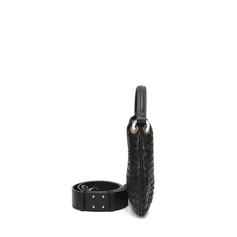 Mini Lou, borsa compatta da donna a tracolla, realizzata in pelle intrecciata color nera, con lavorazione artigianale firmata Pianigiani Bags.