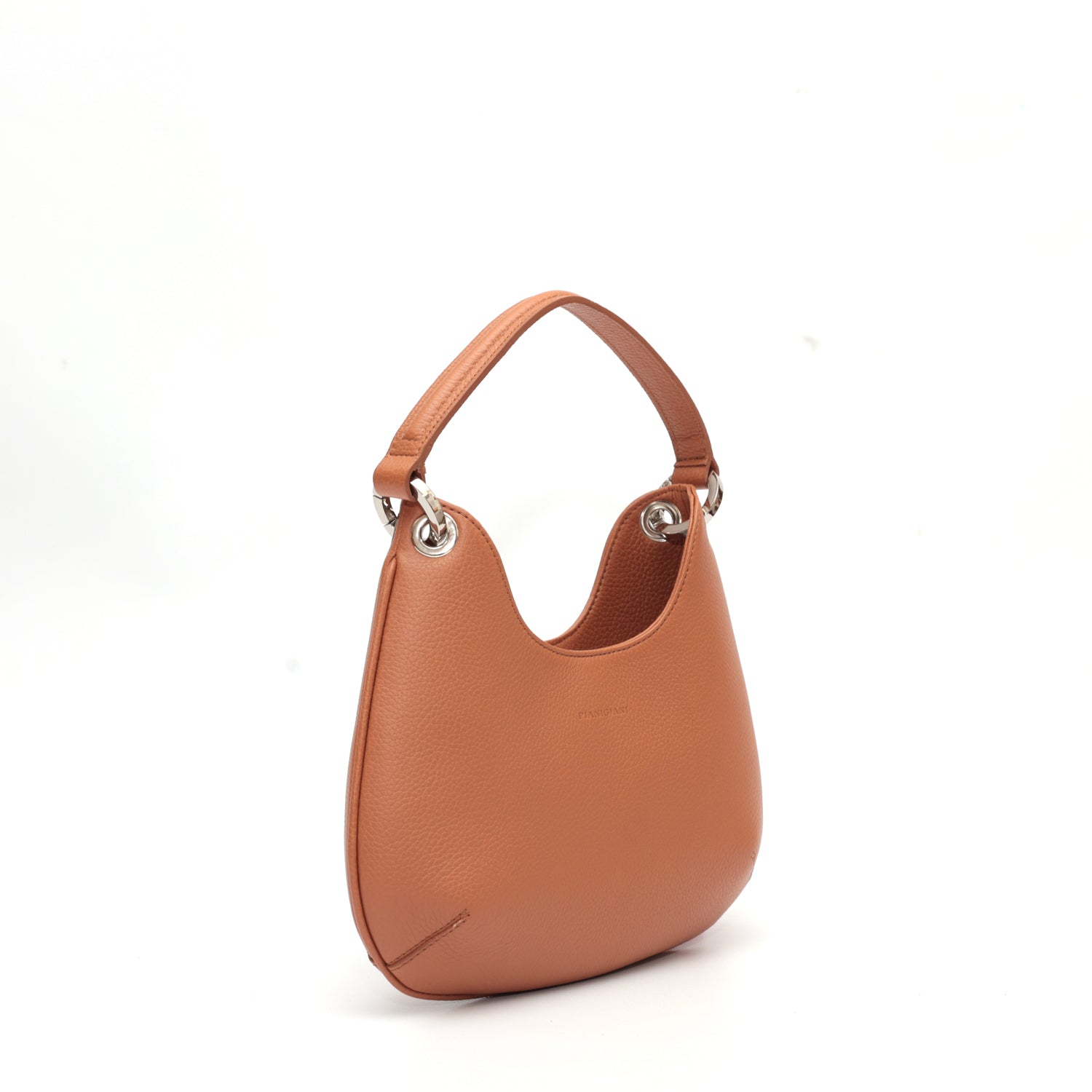 Mini Lou, borsa compatta da donna a tracolla, realizzata in pelle martellata caramello, con lavorazione artigianale firmata Pianigiani Bags