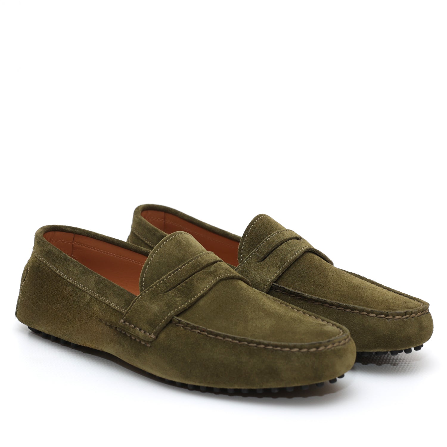 Mocassino da uomo in morbida pelle scamosciata verde, fatto a mano presso Pianigiani Bags.