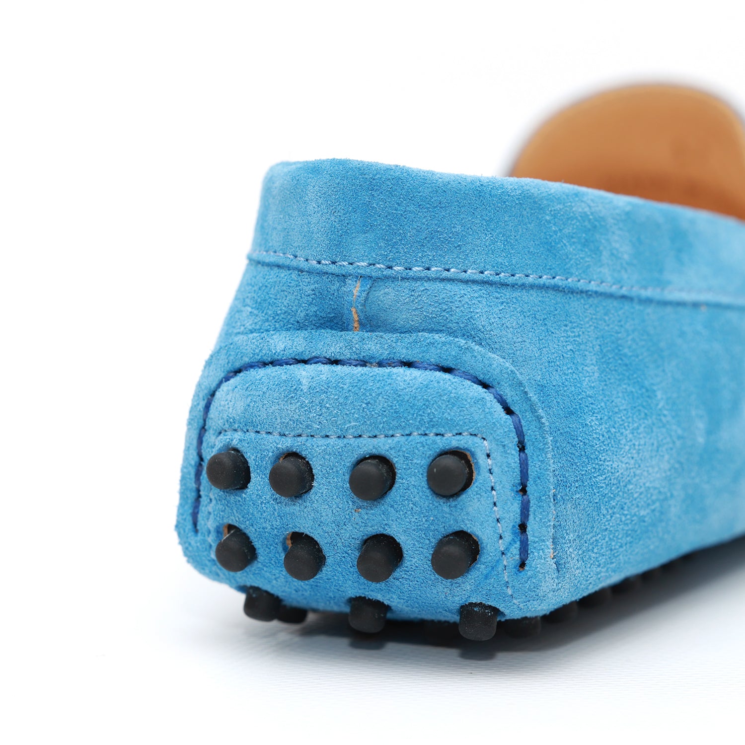 Mocassino da donna scamosciato denim, modello gommino. Prodotto in Italia.