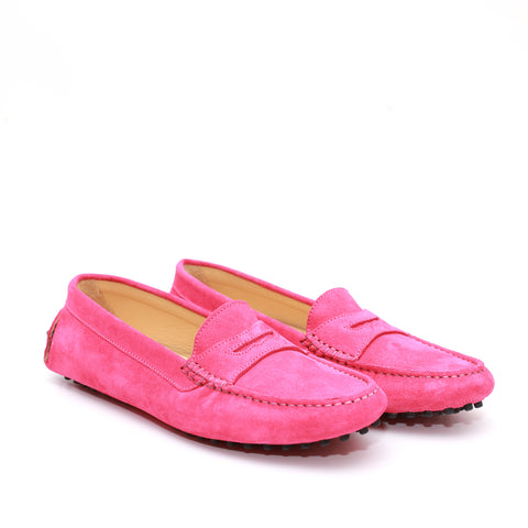 Mocassino da donna scamosciato rosa, modello gommino. Prodotto in Italia.