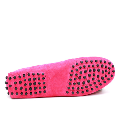 Mocassino da donna scamosciato rosa, modello gommino. Prodotto in Italia.