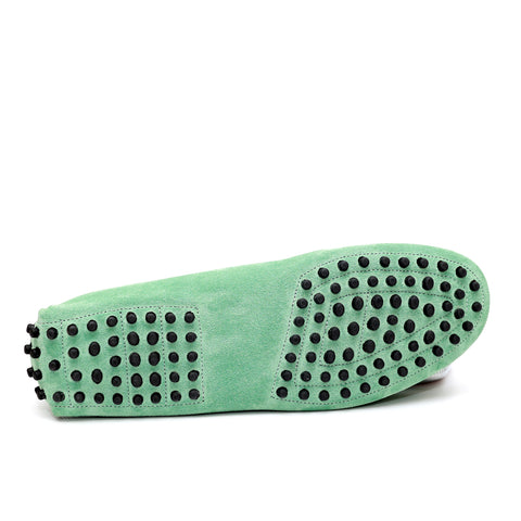 Mocassino da donna scamosciato verde, modello gommino. Prodotto in Italia.