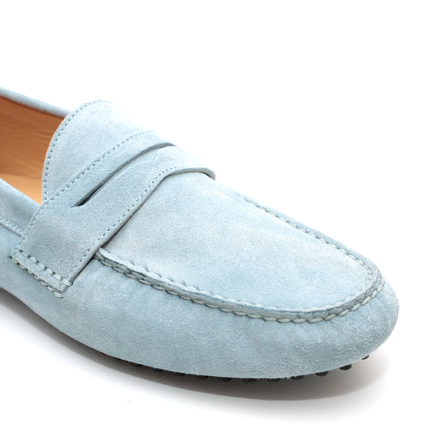 Mocassino da uomo scamosciato azzurro, modello gommino, prodotto in Italia.
