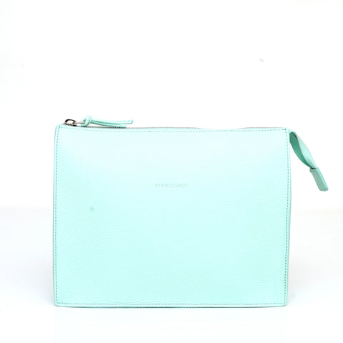 Large pocket in aquamarine leather