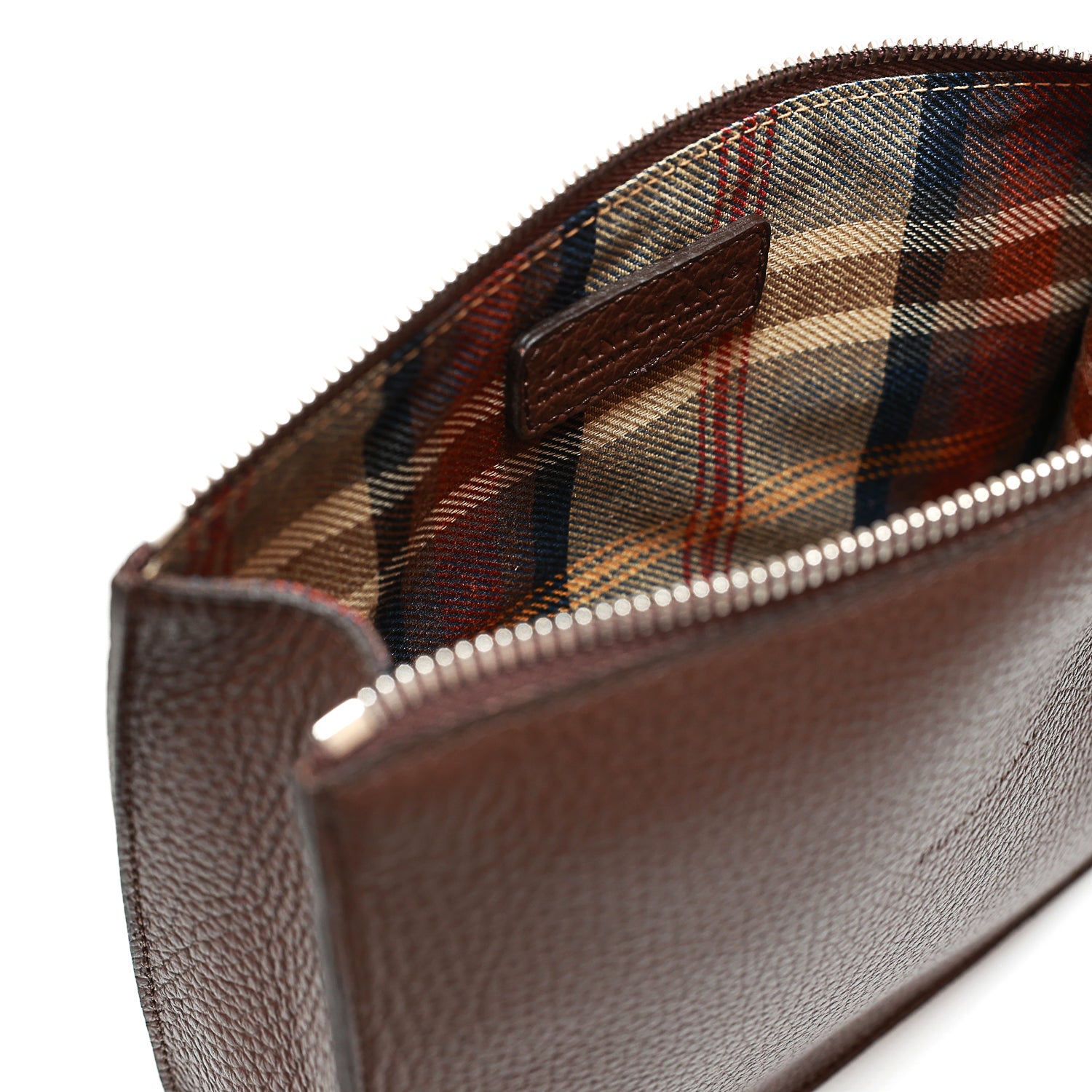 Pocket grande in pelle martellata tabacco, pochette da viaggio e per uso quotidiano, realizzata da Pianigiani Bags.