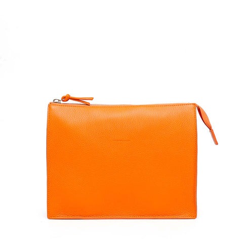 Pocket large in pelle martellata arancio prodotta da Pianigiani bags