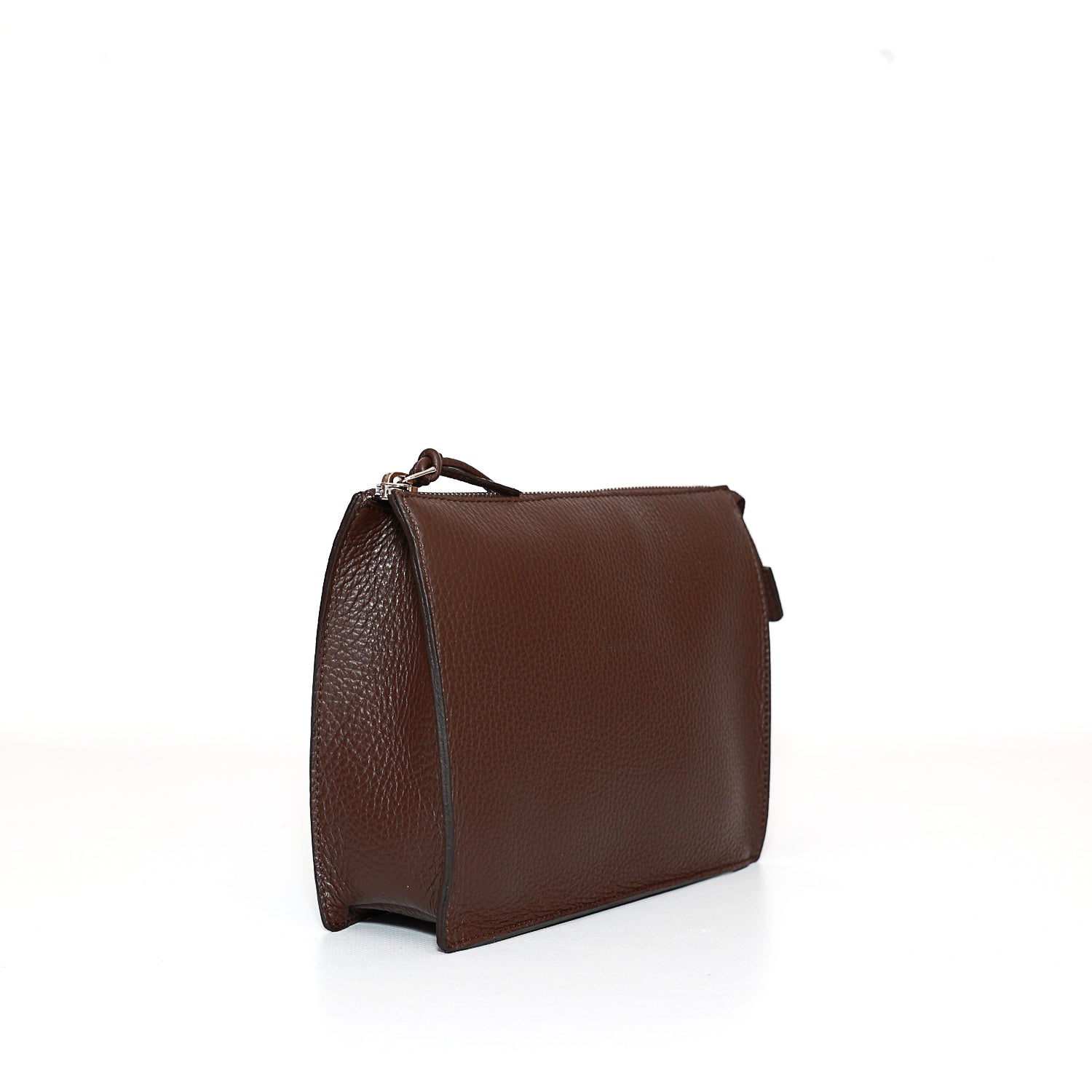 Pocket media in pelle martellata tabacco pochette da viaggio e per uso quotidiano, realizzata da Pianigiani Bags.