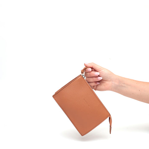 Pocket piccola in pelle caramello