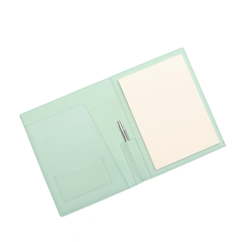 Portablocco formato A5 in pelle martellata acquamarina. Prodotto a mano da Pianigiani bags