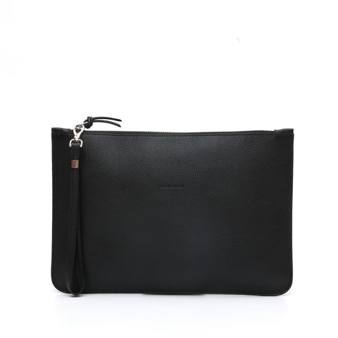 Rose, borsa a mano con polsino e chiusura zip in pelle nera, prodotta da Pianigiani Bags in Italia.