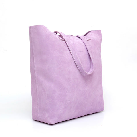 Borsa a spalla da donna  in pelle scamosciata lilla,fatta a mano presso Pianigiani bags