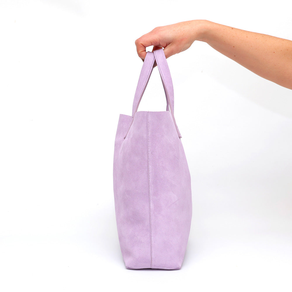 Borsa a mano da donna in pelle scamosciata lilla ,fatta a mano presso Pianigiani bags