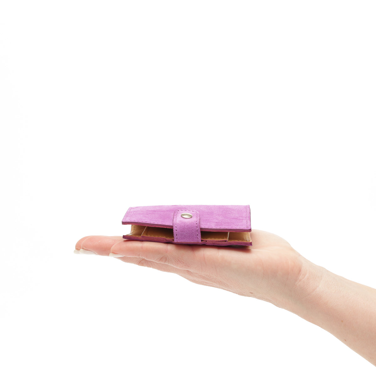 Portafoglio Cara piccolo e compatto in pelle scamosciata viola, prodotto da pianigiani bags